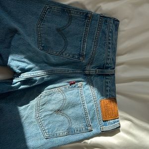 Vintage Levi Wedge Ripped jeans